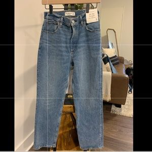 Abercrombie the 90’s straight ultra high rise jeans